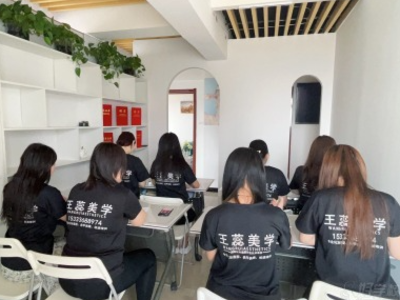 太原王蕊美甲美睫培訓(xùn)收費(fèi)多少？貴嗎？
