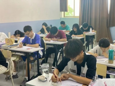 快來看看之星藝考的教學(xué)現(xiàn)場吧！