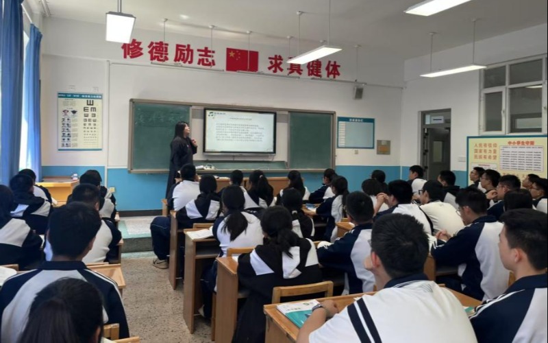 烏魯木齊中考復(fù)讀強化課程