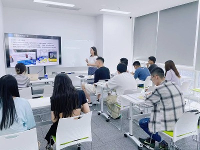 直擊名校志向塾教學指導服務現場！