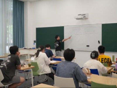路明留學(xué)：藏在課堂里的名校 “密碼”