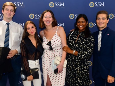 布瑞商学院教学现场一览