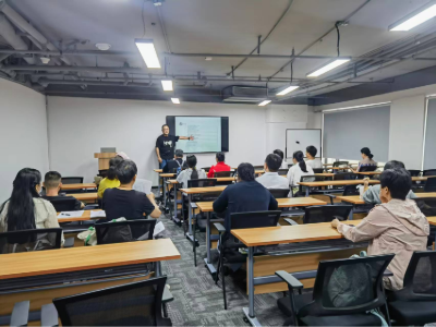 深圳市新民丰职业技能培训学校教学现场怎么样的