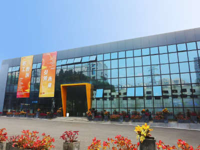 重庆落义电竞基地的环境怎么样？