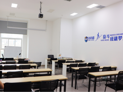 昆明新航道學(xué)校的昆明雅思基礎(chǔ)夯實(shí)課程培訓(xùn)班怎么樣？