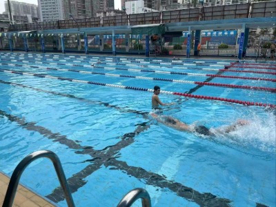 喜報(bào)！拓鑫學(xué)員中考體育首戰(zhàn)即滿分！15.1 萬(wàn)考生赴考，2026 廣州體育中考最全指南！