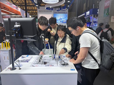 苏州华邺机械设计培训中心的教学现场一览