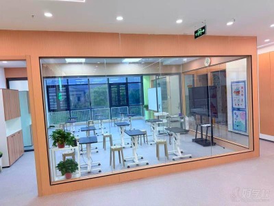实力派,春天宠物美容师培训学校南通分校师资力量雄厚