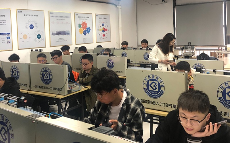 长沙机器视觉与工业机器人应用培训课程