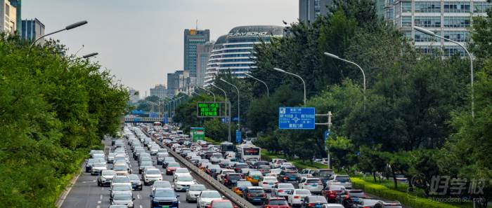 堵車路上