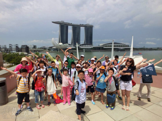英孚新加坡文化酷旅活动合影