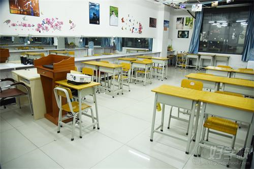 南京市居首--教室