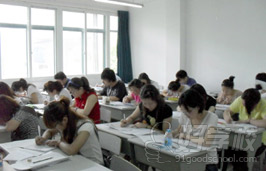 上海学乾教育课堂环境