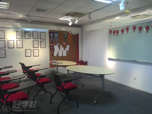 上海领峰教育舒适的教学环境