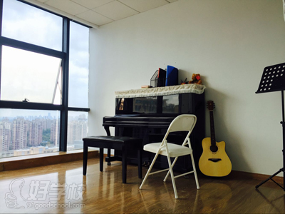 杭州心声音乐培训中心钢琴课教学设备