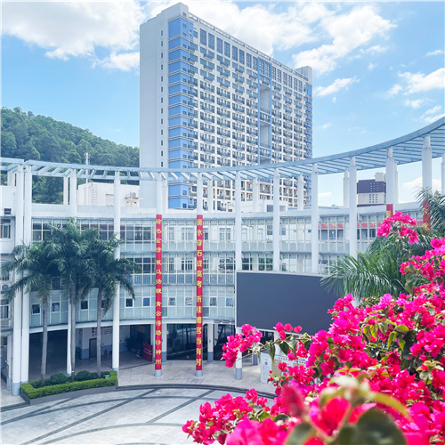  深圳实验承翰学校复读部环境